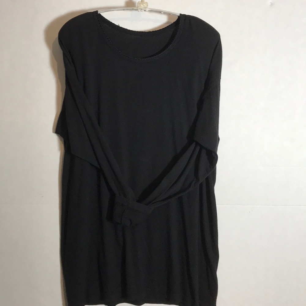 Longsleeve scoopneck